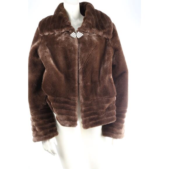 1 Madison Brown Faux Fur Short Coat Jacket Women’s Size Large L Winter Warm - Picture 3 of 10